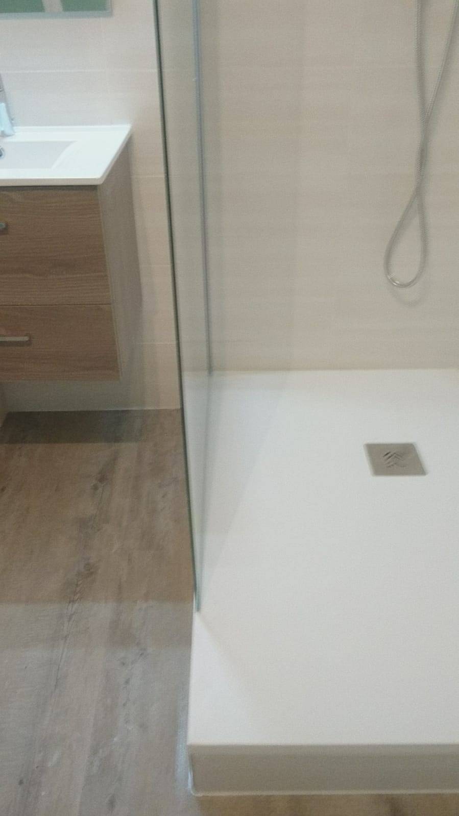 Salle de douche Magnan Granicruz Eté 2019