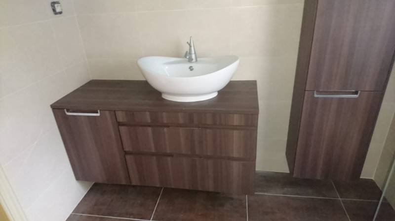 Meubles colonne et meuble-vasque salle de bain, Granicruz Nice