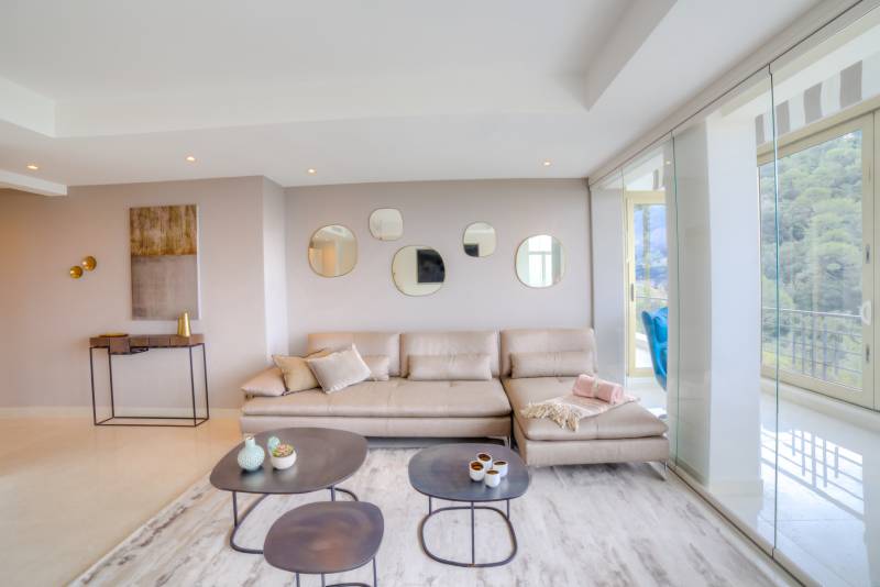 Salon chaleureux et cosy Cannes