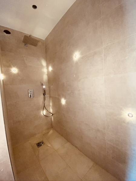 Douche à l'italienne