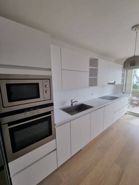 Plan de travail provisioire avant pose de granit 