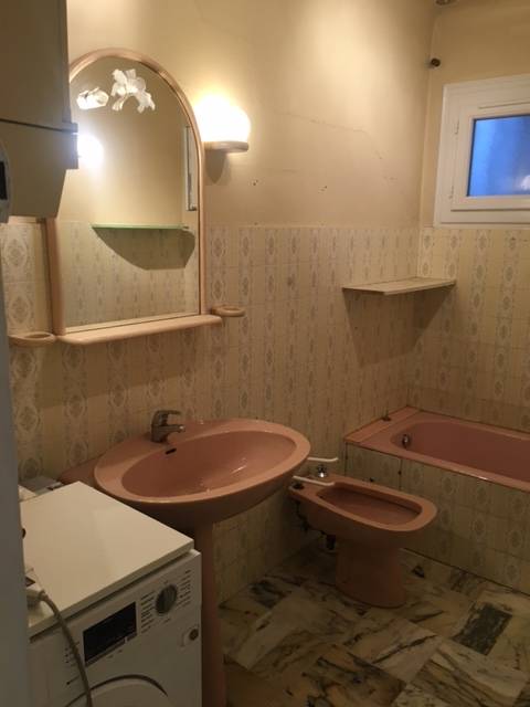 Salle de bain avant travaux 