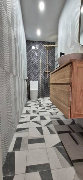 Rénovation complète de salle de bain à Nice – Granicruz donne vie à vos projets