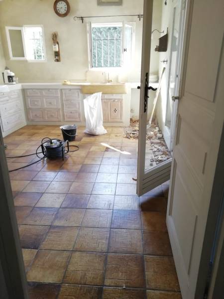 Dépose de l'ancien carrelage