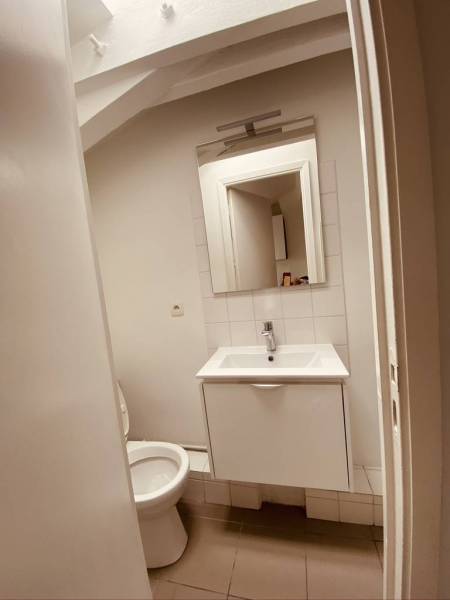 Rénovation complète d'un studio sous comble à Nice, quartier Libération