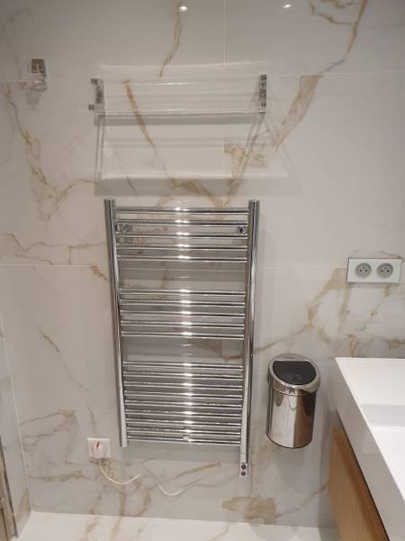 Design seche serviette chantier Granicruz