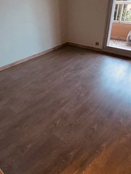 Rénovation d'un sol de chambre en parquet Granicruz