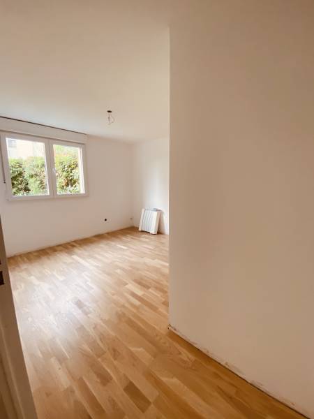 Rénovation des sols en parquet en bois massif