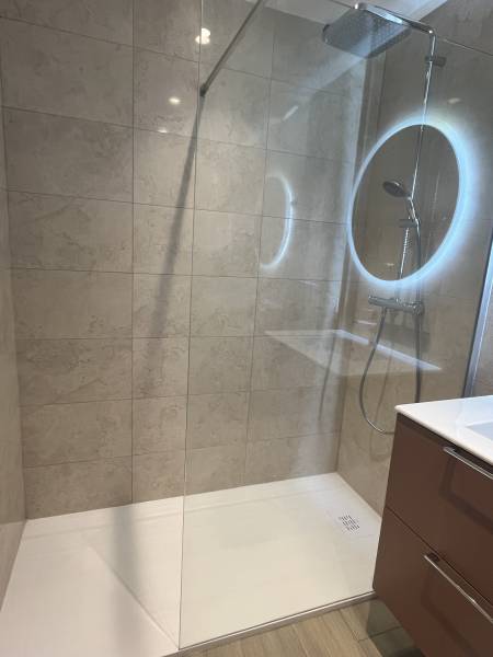 salle de bain aprés travaux granicruz