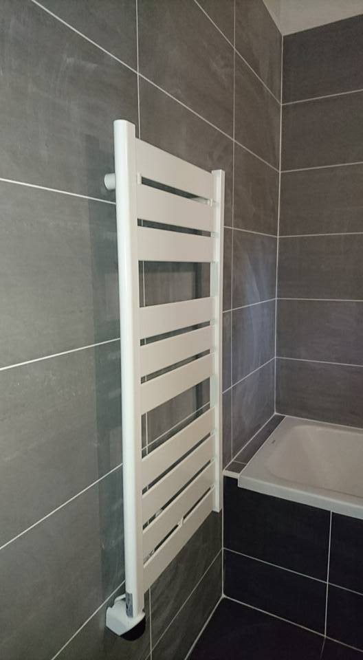 Seche serviette salle de bain nice