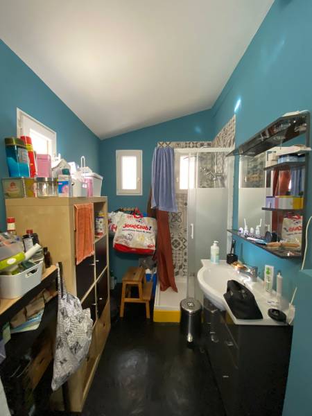 Salle d'eau avant rénovation 