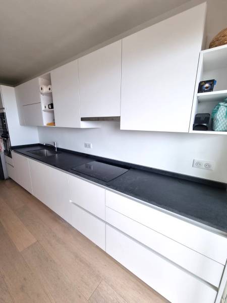 Fourniture et pose d'une cuisine toute équipée 