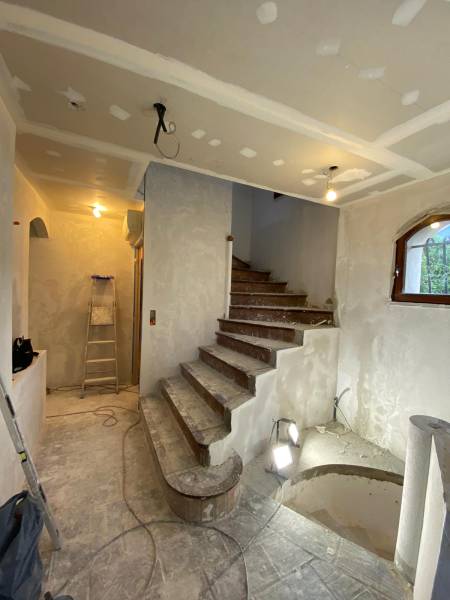Rénovation des escaliers pendant travaux