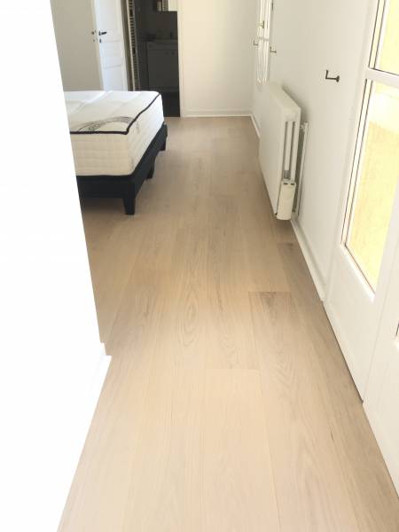 Pose de parquet en chêne massif 